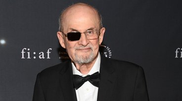 Trial of Rushdie’s Alleged Attacker May Be Delayed